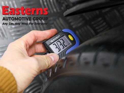 Used 2021 Lincoln Corsair FWD w/ Premium Package image 28