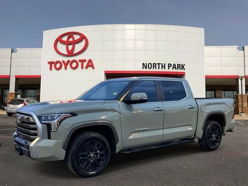 Used 2024 Toyota Tundra Limited image 1