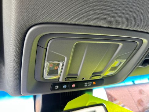 Used 2022 Chevrolet Silverado 1500 LT image 14