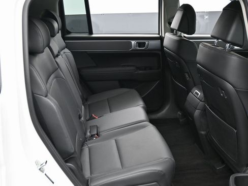 Used 2024 Hyundai Santa Fe SEL image 32