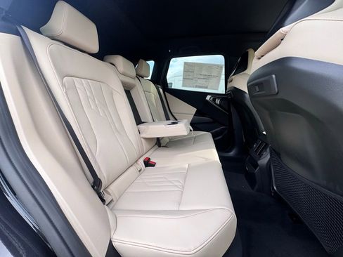 Used 2026 BMW X3 xDrive30 w/ Convenience Package image 23