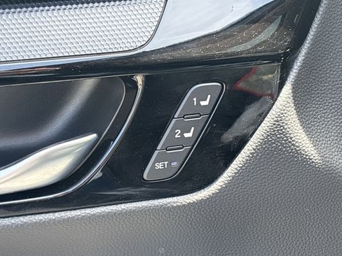 Used 2024 Honda CR-V EX-L image 32