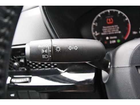 Used 2025 Honda CR-V EX-L image 17
