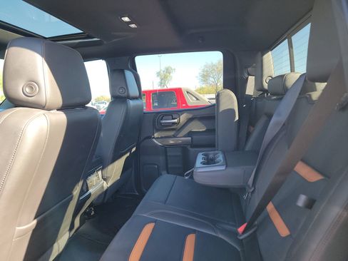 Used 2020 GMC Sierra 1500 AT4 w/ AT4 Premium Package image 12
