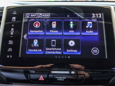 Used 2019 Honda Ridgeline RTL-T image 10
