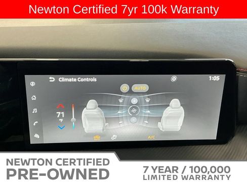 Used 2025 Nissan Kicks SR FWD image 24