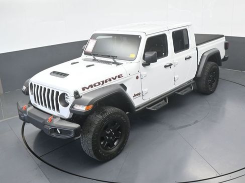 Used 2023 Jeep Gladiator Mojave image 49