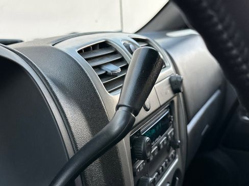 Used 2012 GMC Canyon SLE image 31