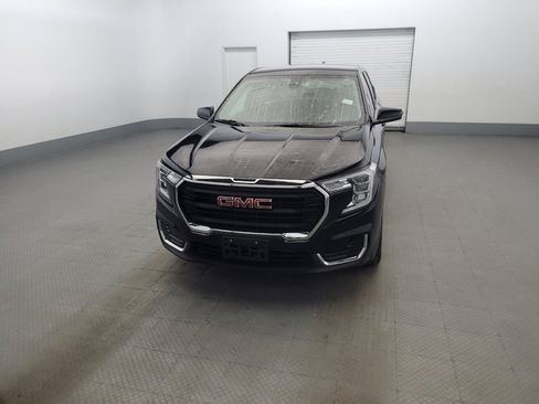 Used 2023 GMC Terrain SLE FWD image 15
