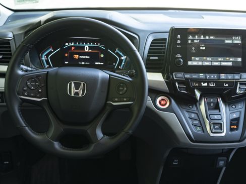 Used 2024 Honda Odyssey EX-L image 20