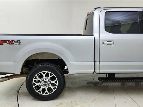 Used 2022 Ford F250 Lariat image 12