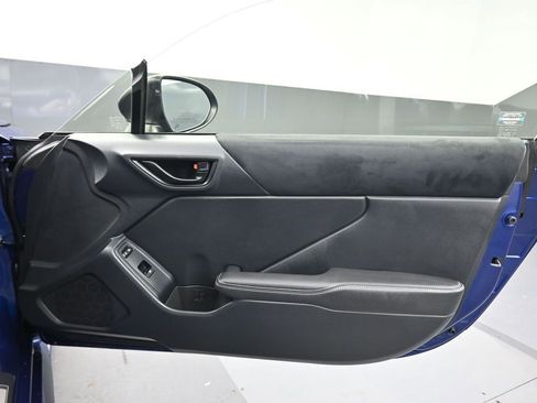 Used 2024 Toyota GR86 Premium RWD image 28