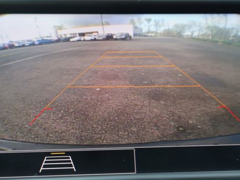Used 2024 Chevrolet Equinox LT AWD/4WD image 16