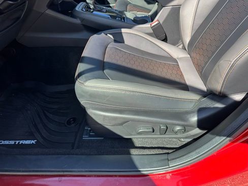 Used 2025 Subaru Crosstrek 2.5i Limited w/ Popular Package #3A image 26