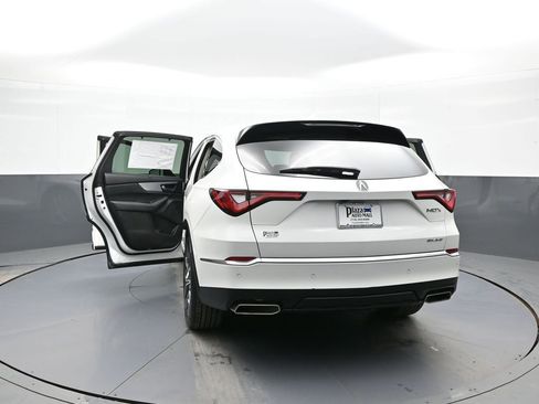 Certified 2024 Acura MDX SH-AWD w/ Technology Package image 49