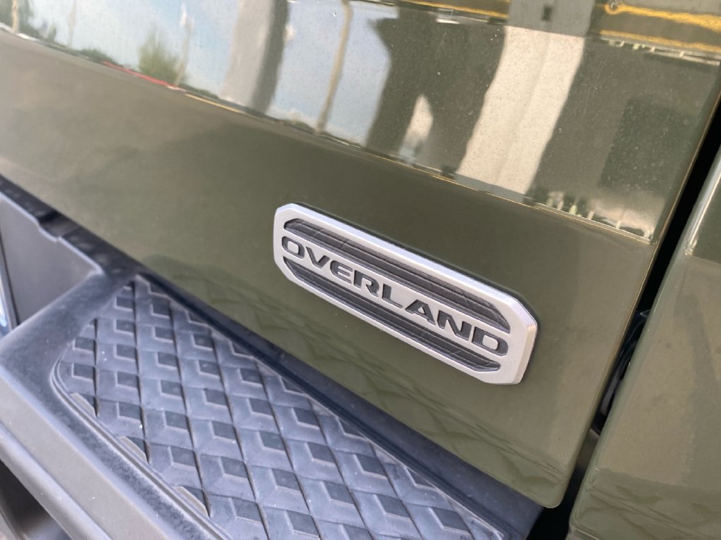 Used 2023 Jeep Gladiator Overland w/ Popular Equipment Package AWD/4WD image 29