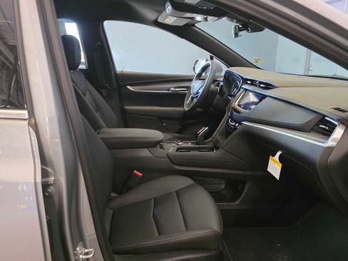 New 2026 Cadillac XT5 Luxury AWD/4WD image 11