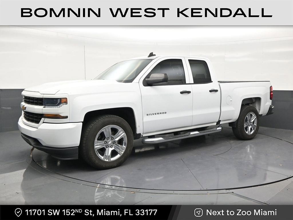 Used 2018 Chevrolet Silverado 1500 Custom w/ Custom Value Package RWD image 1