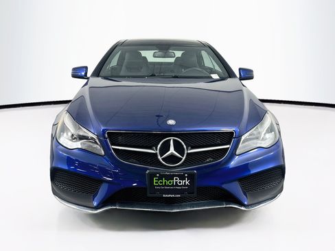 Used 2017 Mercedes-Benz E 400 Coupe image 2