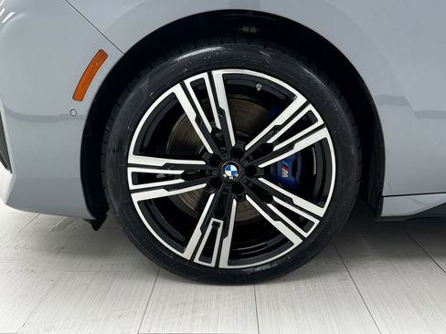 Used 2023 BMW 760i xDrive w/ Executive Package image 48