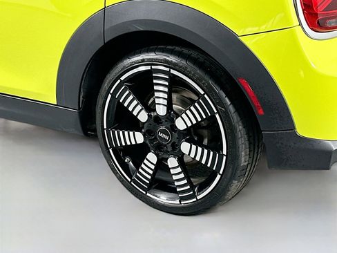 Used 2023 MINI Cooper S image 13