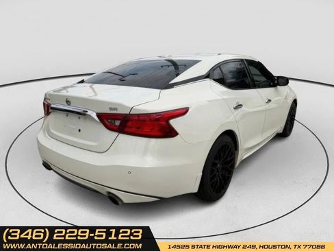 Used 2017 Nissan Maxima SR image 4