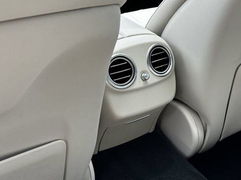 Certified 2022 Mercedes-Benz E 350 4MATIC Sedan image 25