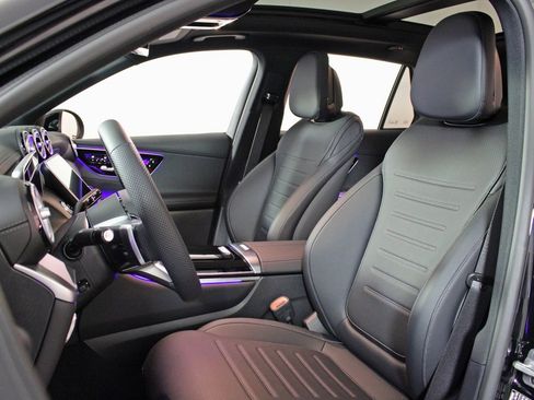 Used 2026 Mercedes-Benz GLC 350e 4MATIC image 13