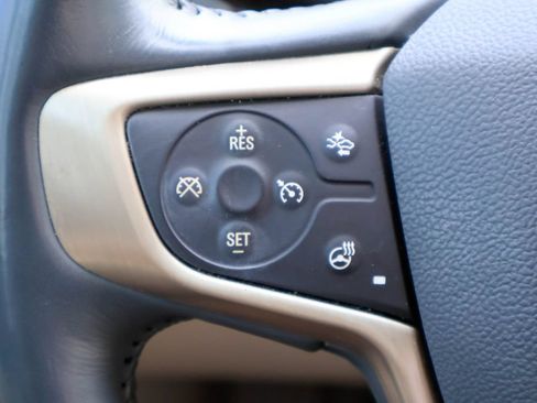 Used 2021 GMC Acadia Denali w/ Denali Technology Package FWD image 16