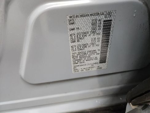 Used 2025 Nissan Pathfinder Platinum AWD/4WD image 46