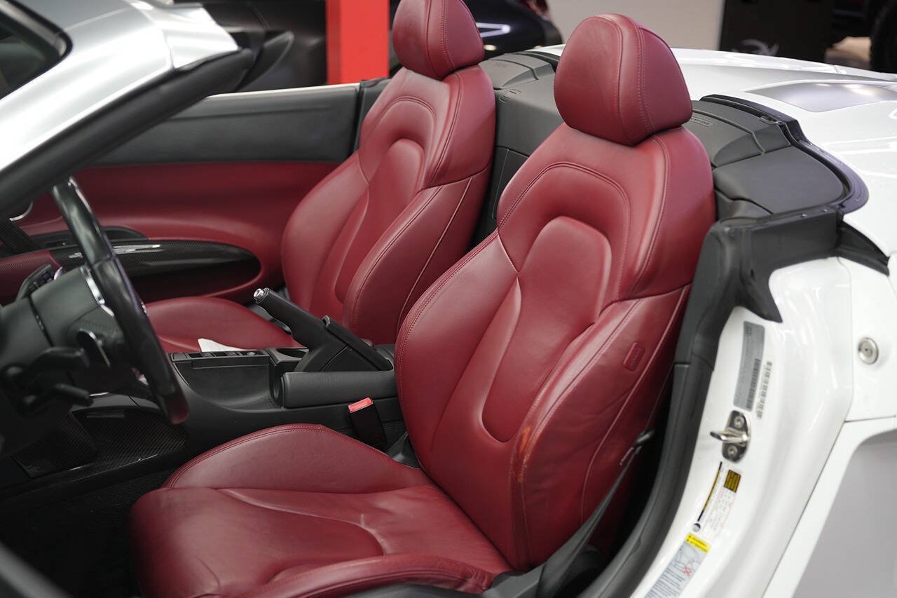 Used 2011 Audi R8 V10 AWD/4WD image 28