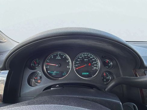 Used 2011 GMC Yukon Denali image 11