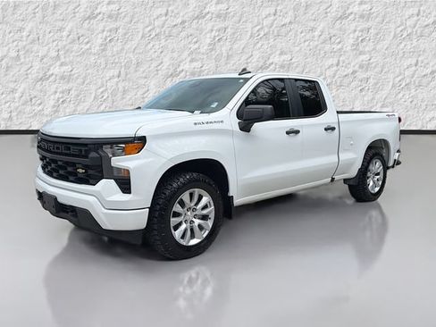 Used 2023 Chevrolet Silverado 1500 Custom AWD/4WD image 7