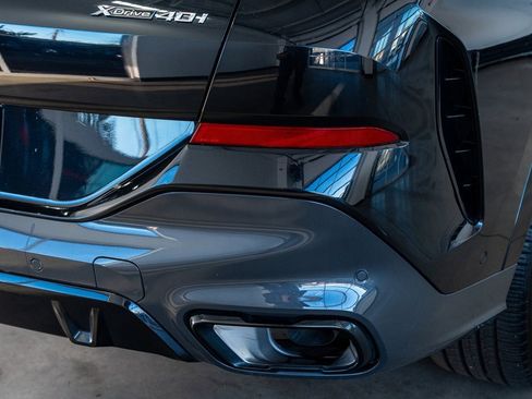 Used 2023 BMW X6 xDrive40i w/ M Sport Package image 32