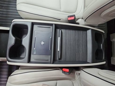 New 2026 Honda Odyssey Touring image 23