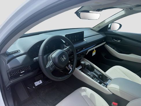 New 2026 Honda Accord EX-L image 9