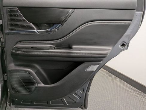 Certified 2022 Lincoln Corsair AWD w/ Equipment Group 101A image 25