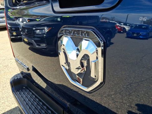 Used 2022 RAM 1500 Big Horn AWD/4WD image 29
