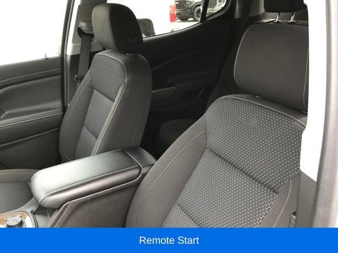Used 2022 GMC Acadia SLE w/ Driver Convenience Package AWD/4WD image 4