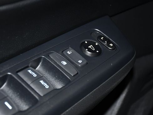 Certified 2024 Honda CR-V EX image 34