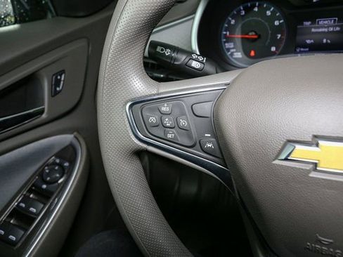 Used 2025 Chevrolet Malibu LT image 29