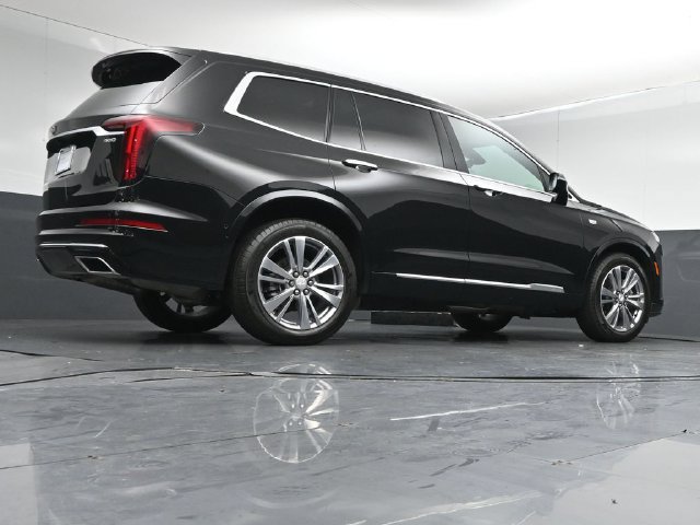 Used 2025 Cadillac XT6 Premium Luxury w/ Technology Package AWD/4WD image 44