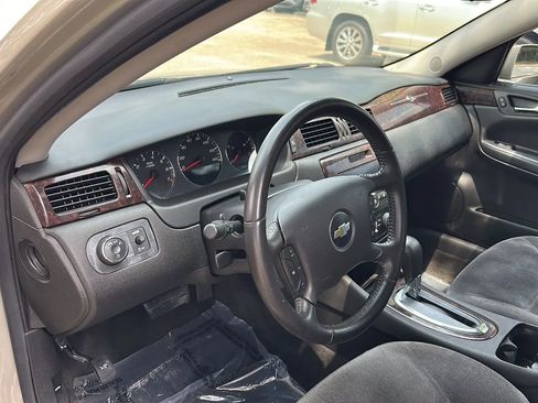 Used 2012 Chevrolet Impala LT FWD image 13