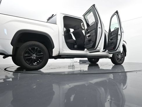 Used 2024 Toyota Tundra SR5 w/ SR5 Convenience Package AWD/4WD image 44