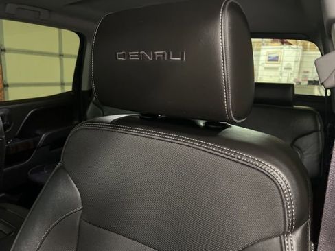 Used 2016 GMC Sierra 1500 Denali w/ Enhanced Driver Alert Package image 27