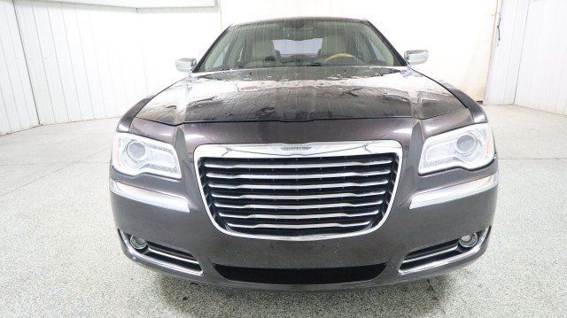 Used 2013 Chrysler 300 C AWD/4WD image 7