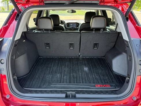 Used 2023 GMC Terrain AT4 AWD/4WD image 4