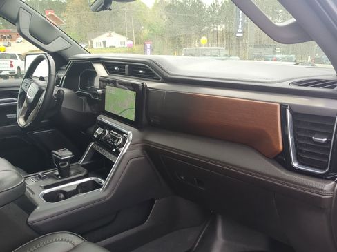 Used 2024 GMC Sierra 1500 Denali w/ Denali Reserve Package image 29