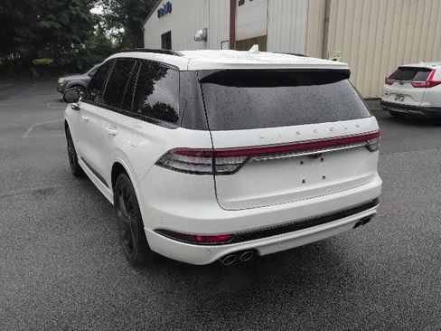 Used 2024 Lincoln Aviator Reserve w/ Equipment Group 201A AWD/4WD image 6