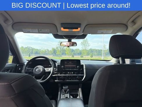 Used 2022 Nissan Pathfinder SV FWD image 19